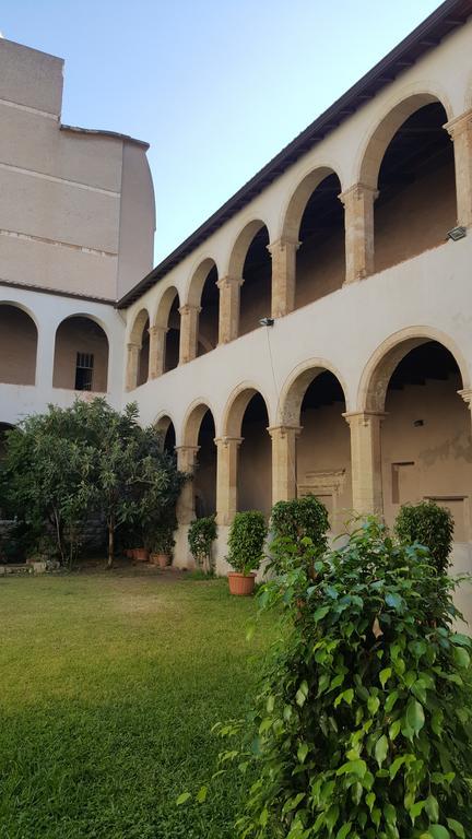 Al Sale Bed and Breakfast Κάλιαρι Εξωτερικό φωτογραφία